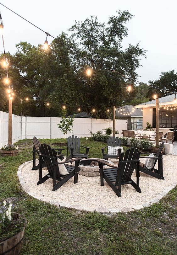 Beautiful outdoor spaces to help inspire you to elevate your outdoor living. #outdoorspaces #outdooroasis #outdoorliving