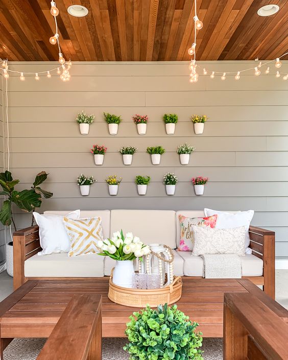 Beautiful outdoor spaces to help inspire you to elevate your outdoor living. #outdoorspaces #outdooroasis #outdoorliving