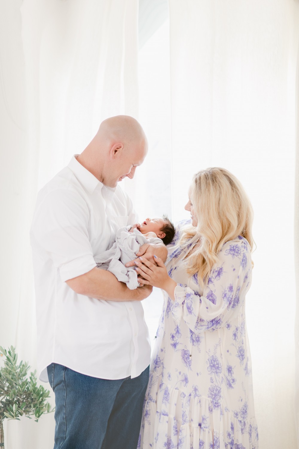 Sharing Cooper Ford's birth story with lots of newborn photoshoot ideas