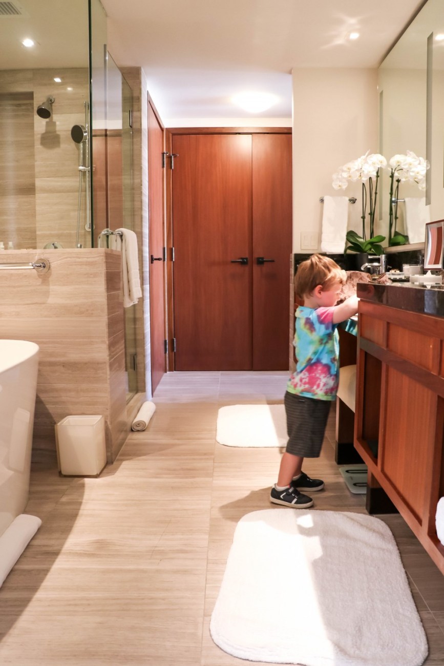 We recently had a staycation at The Clement Palo Alto and I'm dishing on why we love it there and why it was the perfect location for Justin and Mason's birthday weekend celebration! Head to the post to check it out! #theclementhotel #theclementpaloalto #luxurystaycation #luxuryhotel #luxurytravel