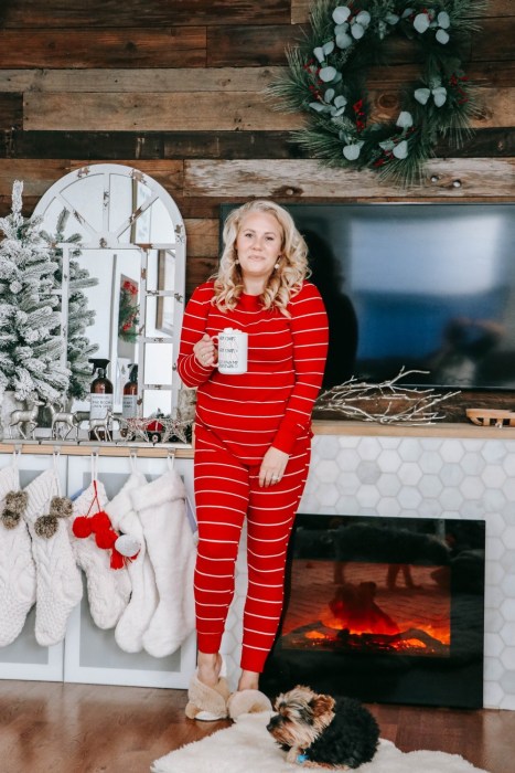 Sharing my current favorite loungewear sets to keep you stylish all winter! #holidayjammies #loungewear #loungewearsets