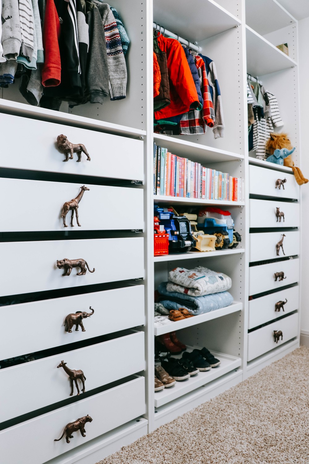 Mason on and Cooper's shared brother bedroom safari decor