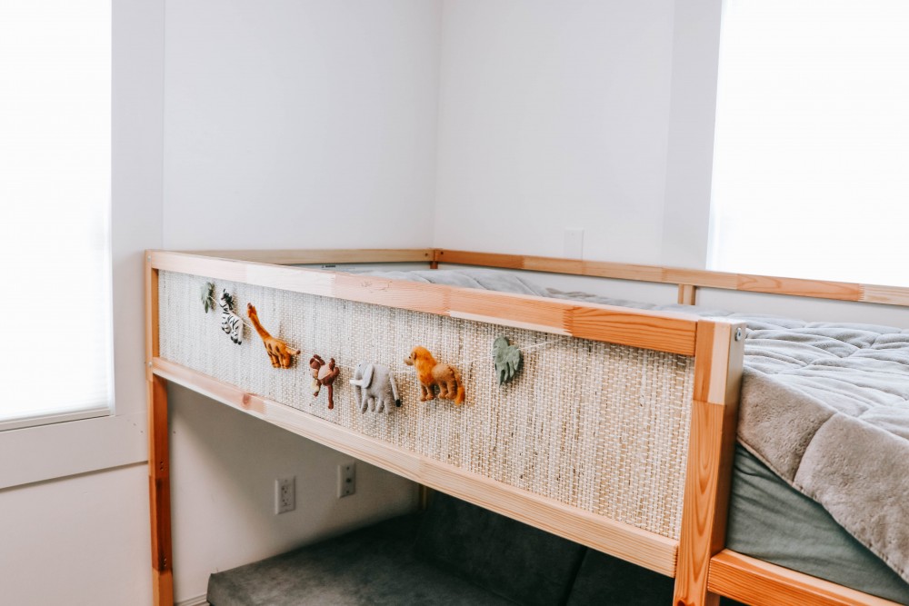 Mason on and Cooper's shared brother bedroom safari decor