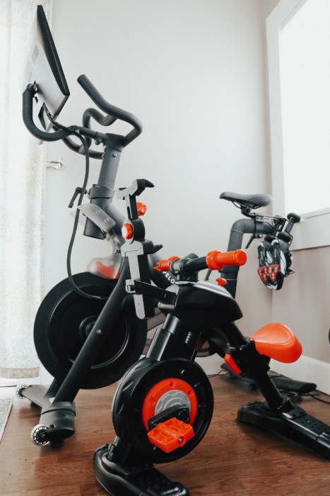 Transformed the Fisher Price Think & Learn stationary bike to look like my Peloton bike. Sharing the DIY on my blog! #ditproject #peloton #minipelotonbike #fisherprice