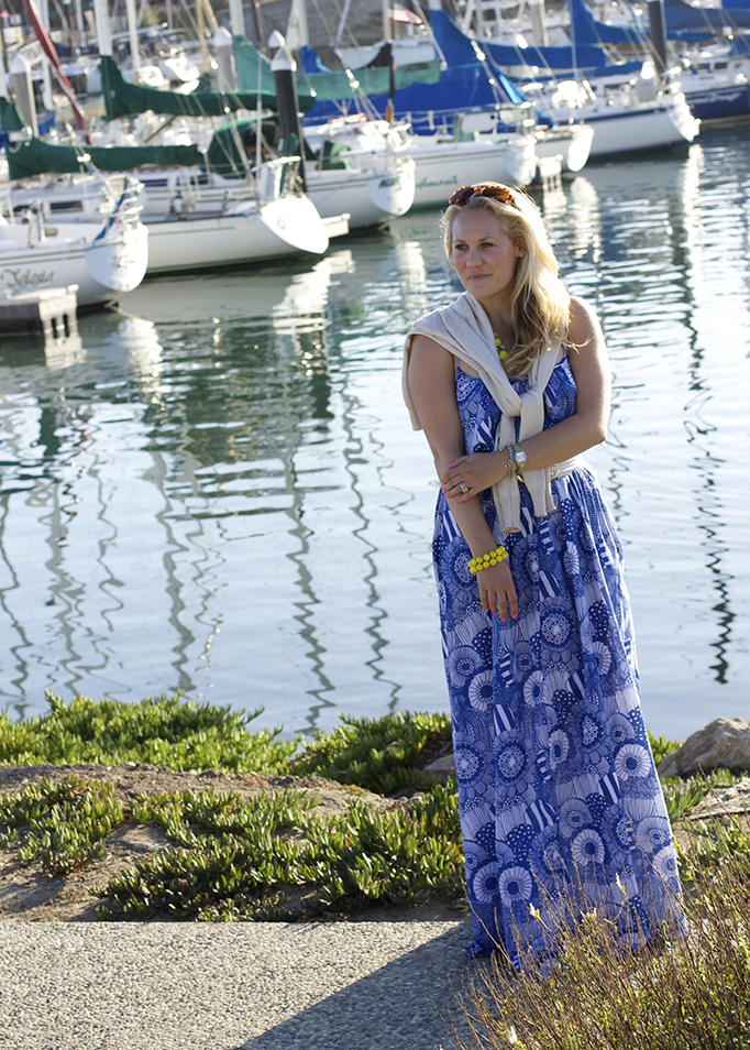 maxi dress three ways, style guide, banana republic, marimekko