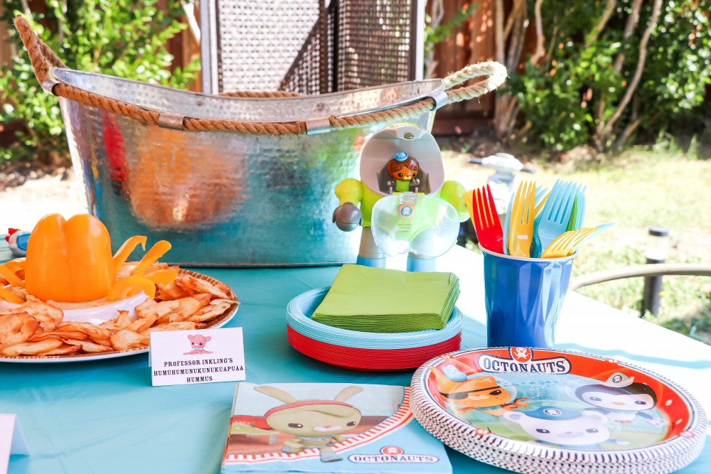 Last weekend we threw Mason an Octonauts themed third birthday party. I'm sharing all the details with you on the blog so click on over to check out the post! #ocotnauts #toddlerbirthdayparty #themedbirthdayparty #ocotnautsparty #partydecor #partysupplies #kidsbirthdayideas #toddlerbirthdayideas